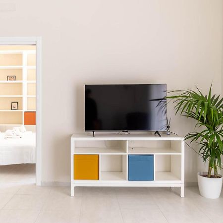 Dimora Manzoni - Bari Center Appartement Buitenkant foto